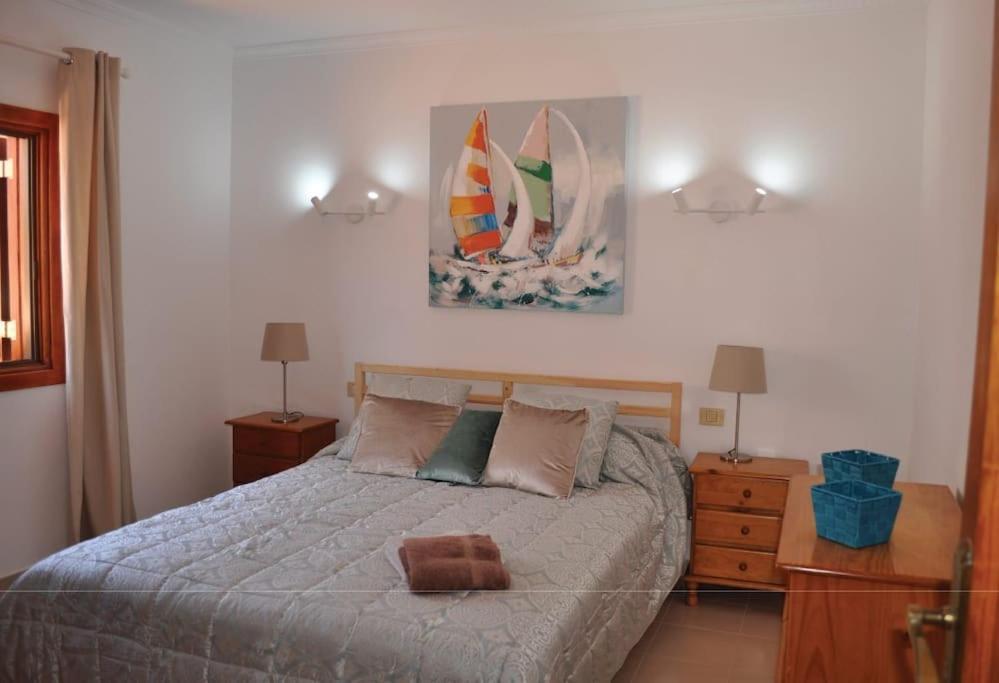 Los Cisnes Encantadora Casa Con Jardin Y Estudio Vista Al Mar El Médano Extérieur photo