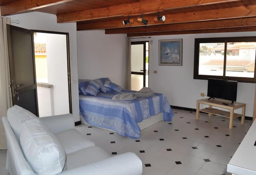Los Cisnes Encantadora Casa Con Jardin Y Estudio Vista Al Mar El Médano Extérieur photo